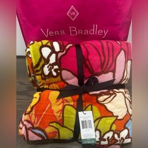 Vera Bradley Fleece Throw Blanket NWT ❤️‍🔥FIRM PRICE❤️‍🔥